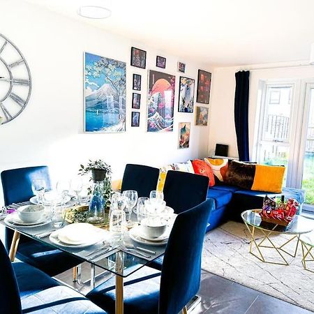 Contractors, Families, Tourists & Groups Welcome Sleeps Upto 9, Garden, Pet Allowed, Parking Included! Бірмінгем Екстер'єр фото